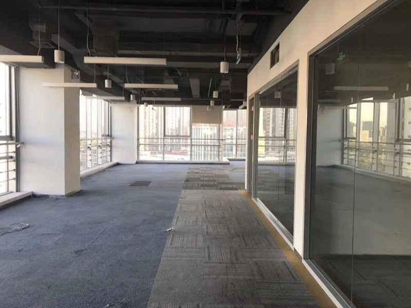 京版创意大厦   1166平米办公室  5.5元/平